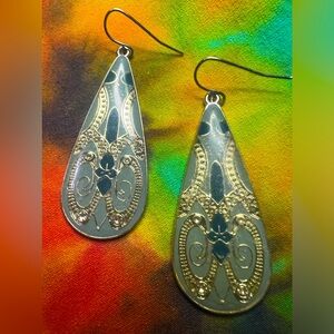 Green gold vintage enamel earrings